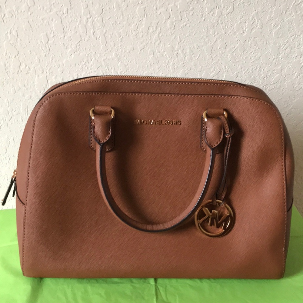 Michael Kors Cute Handbag